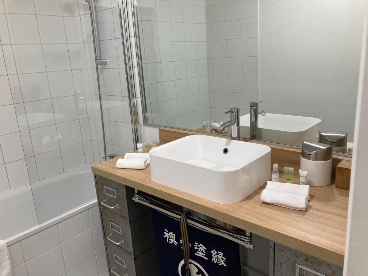 Charmant Studio Apartment Париж Екстериор снимка