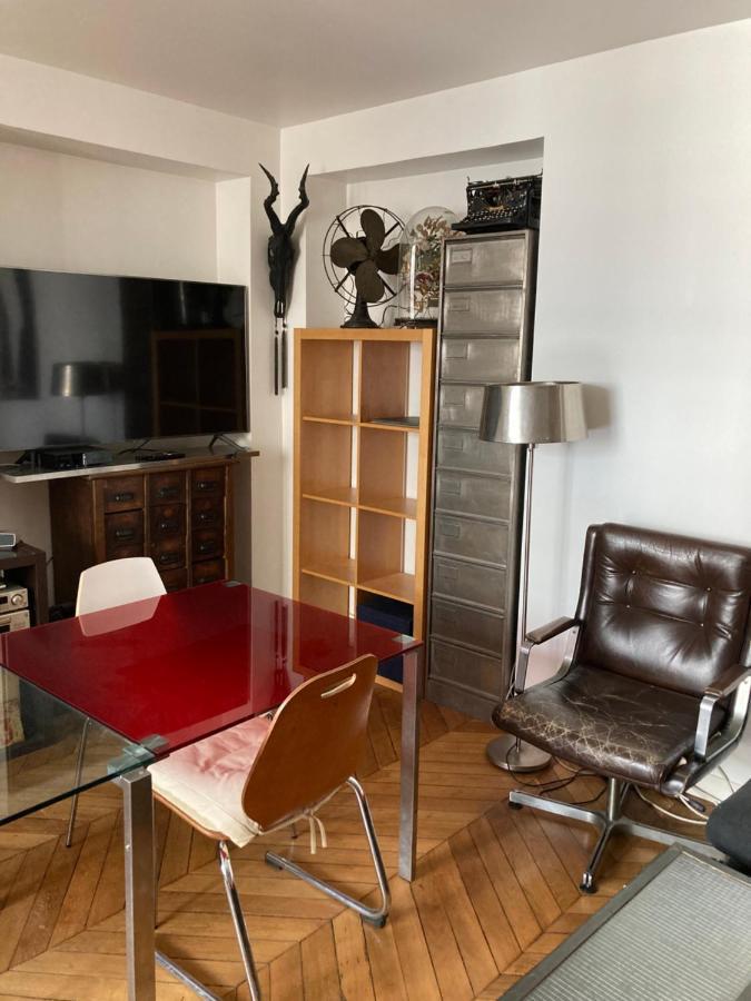 Charmant Studio Apartment Париж Екстериор снимка